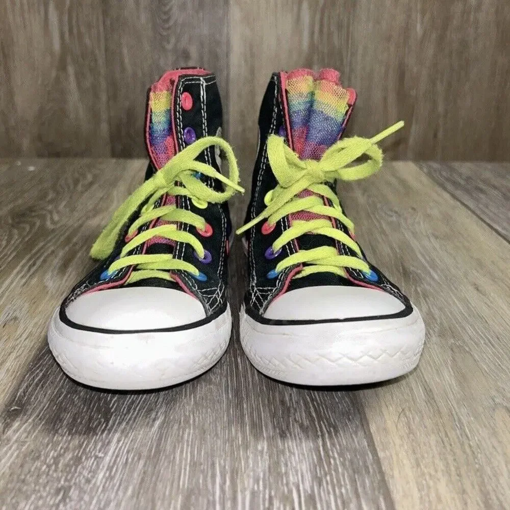 Converse previously owned